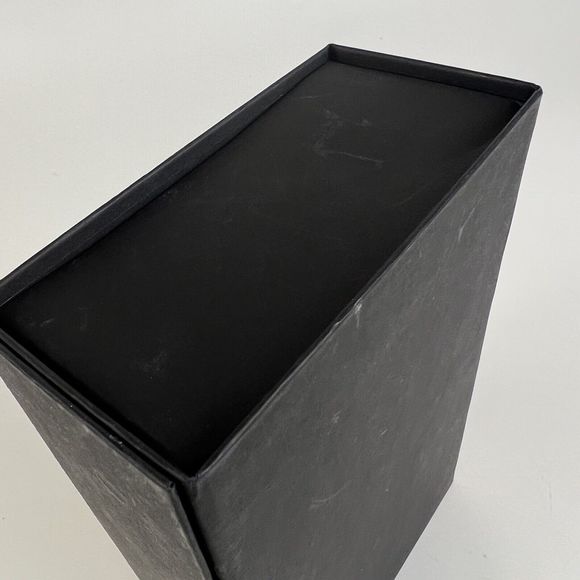 Oakley Empty box only *NO SUNGLASSES* BOX ONLY - Picture 8 of 12